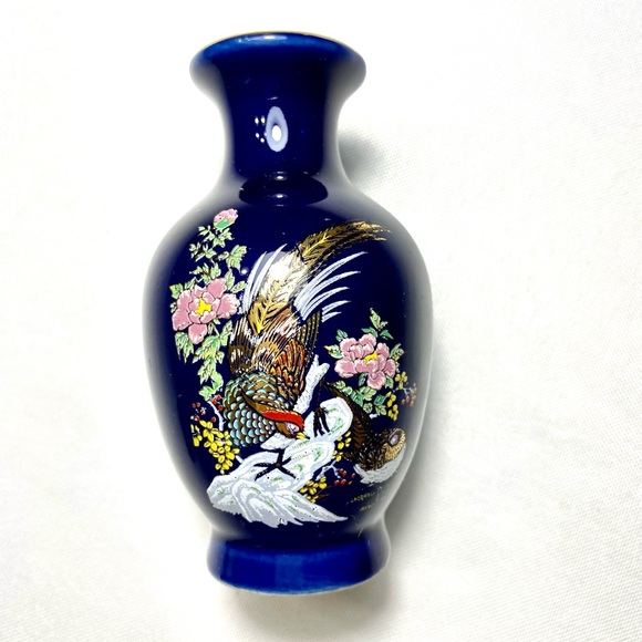 Vintage Japan Cobalt Blue Hand Painted Pheasant Bud Vase 4” - Picture 4 of 10